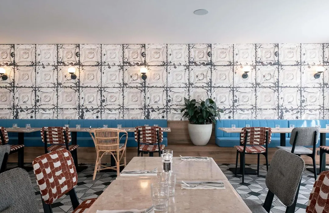 Novotel Chartres-1
