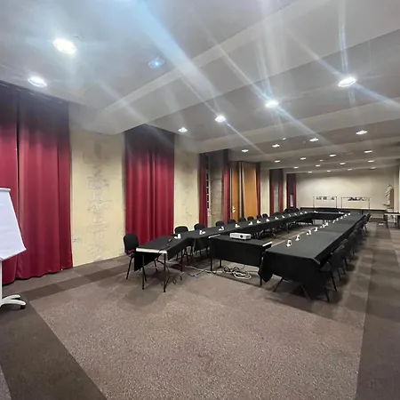 Hotellerie Saint Yves-3